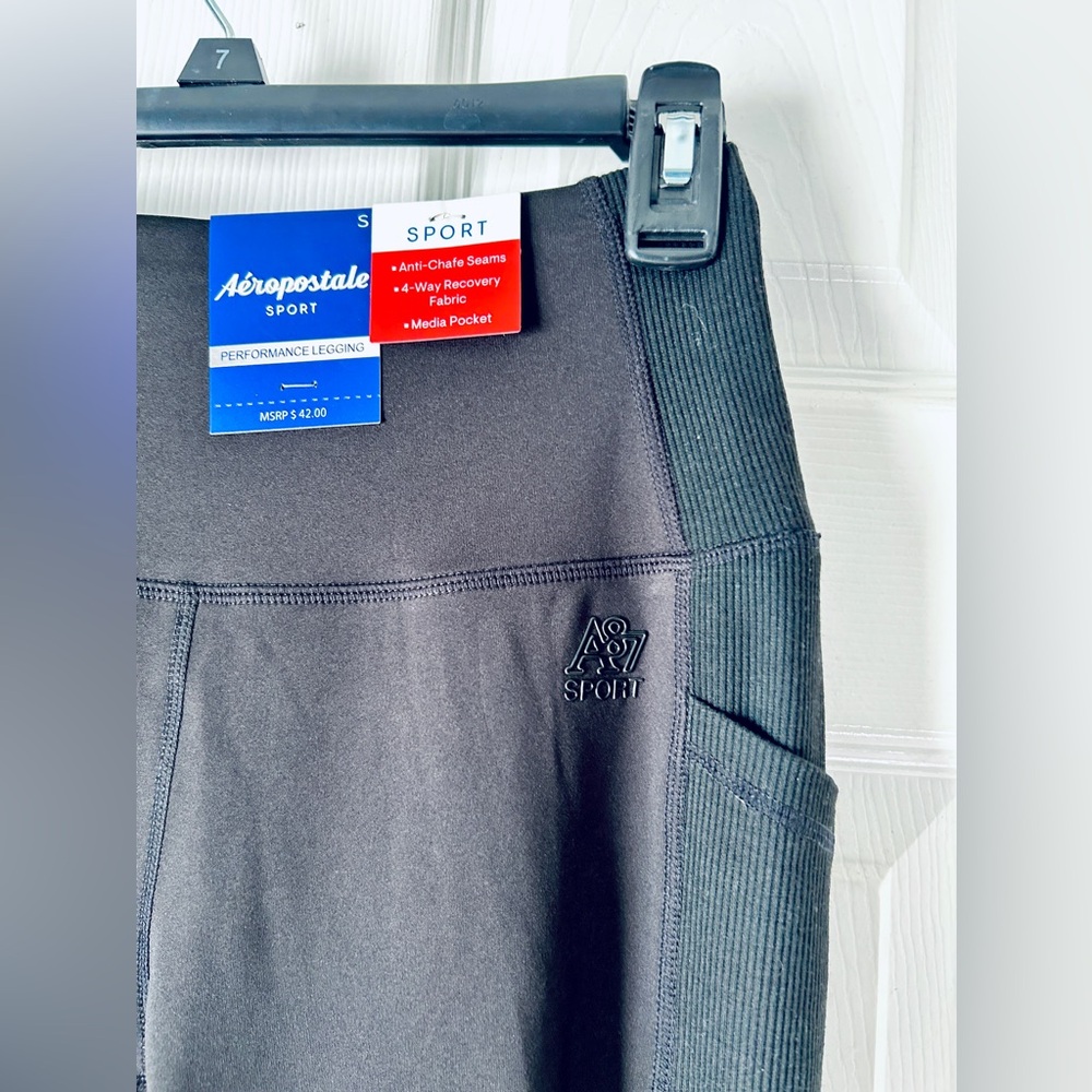 Aeropostale Sport Leggings NWT - Picture 2 of 6